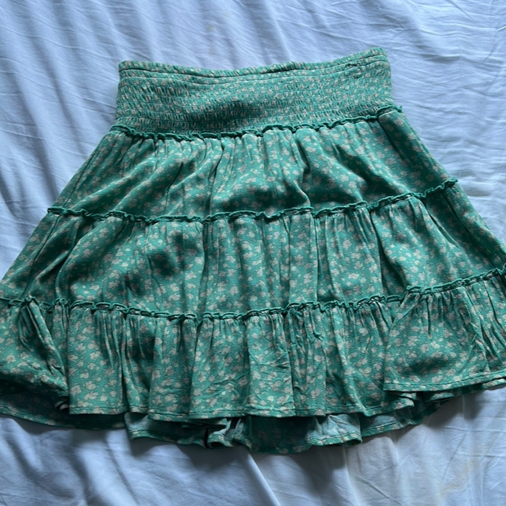 American Eagle Green Floral Skirt